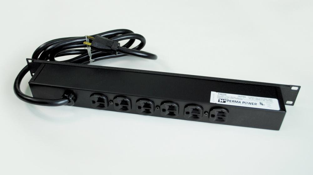 SURGE 20A, 1U, 5R OL,6FT, BK
