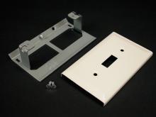 Legrand-Wiremold V3040CE - STL SINGLE POLE SWITCH PLATE IVORY