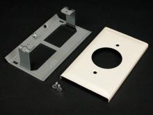 Legrand-Wiremold V3033JE - 3000 LGE 1 REC CVR PLT V