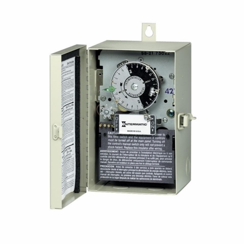 NEMA 3R - 125 V 3PST w/ Carryover 42DEG